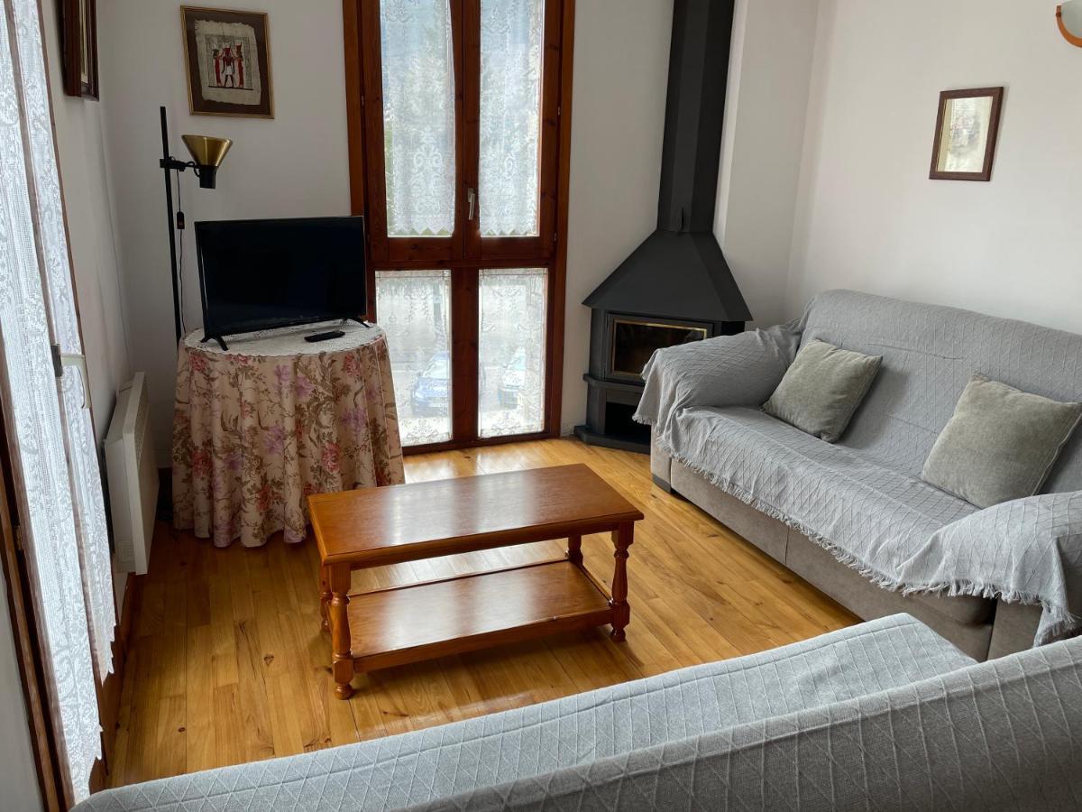 Apartaments Pirinenc Esterri D'Aneu Exterior photo