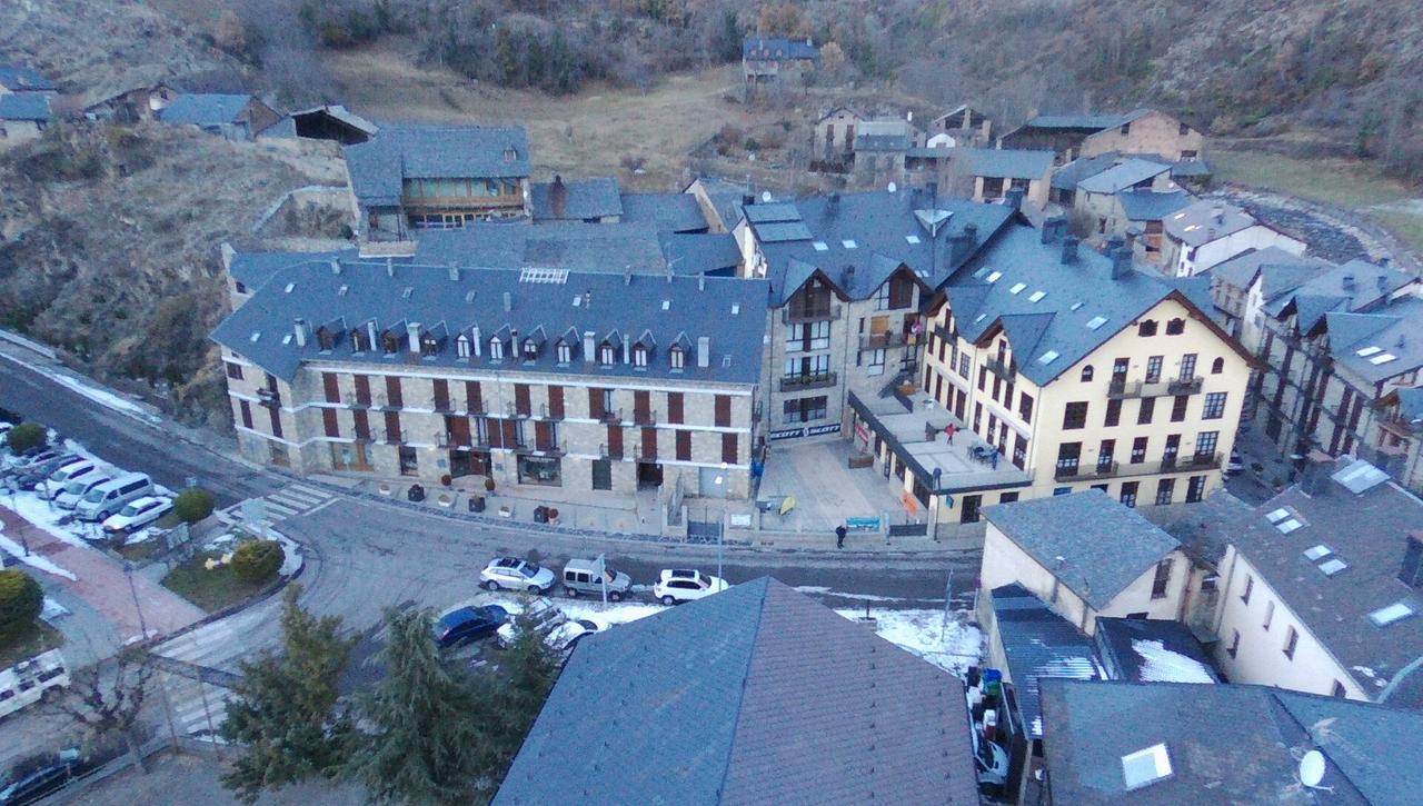 Apartaments Pirinenc Esterri D'Aneu Exterior photo
